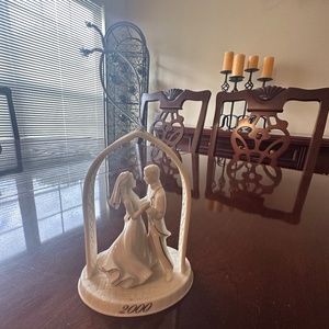 Year 2000 Ceramic Wedding Topper